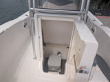 2019 Robalo R200 20' Center Console Walk Around Fishing Boat LOW 100 Hours