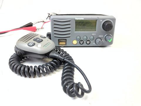 Raymarine RAY55 E43036 Gray 25W 12V Waterproof Marine VHF Radio Kit